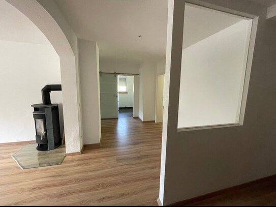 Gemütliche 3 Zimmer Wohnung mit Garten und Terrasse