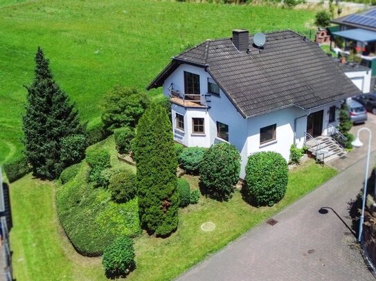 Zentrumsort 56593 Horhausen! Einfamilienhaus mit Garage und Hobbyraum in Sackgassenlage!