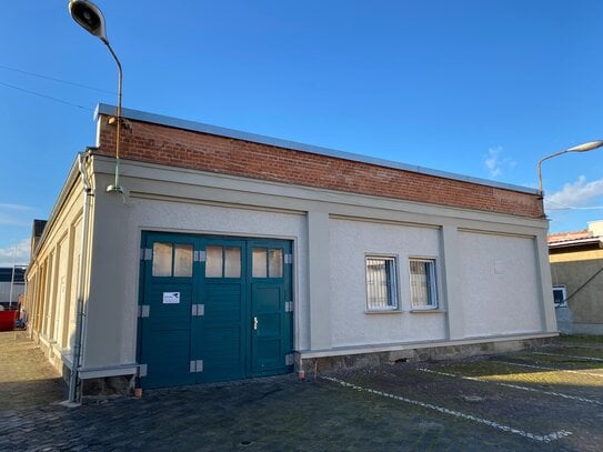 geräumige Lagerhalle im Leipziger Westen