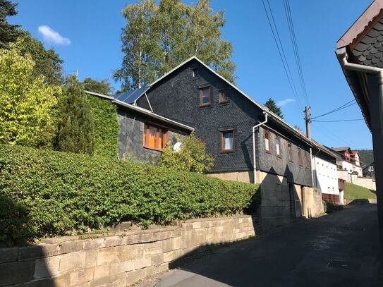 Charmantes Einfamilienhaus in Mengersgereuth-Hämmern (Handwerkerobjekt)