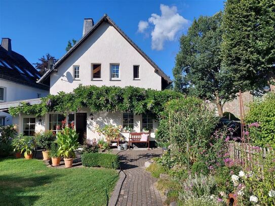 Top modernisiertes Einfamilienhaus in Wenholthausen!