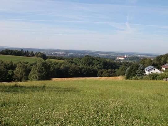 Fernsicht bis zum Abwinken- Baugrund in Vilshofen-Albersdorf