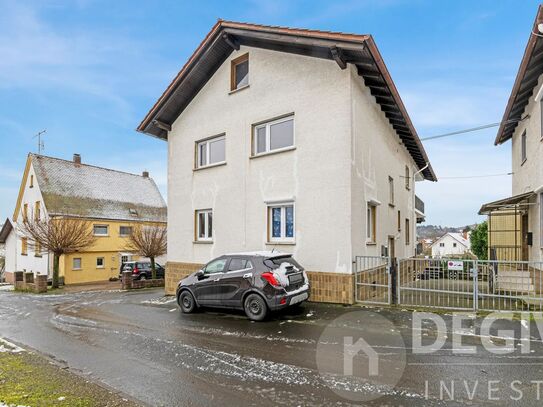 Zweifamilienhaus mit vielseitigem Potenzial in Allendorf (Lumda). Besichtigungen am 29.01