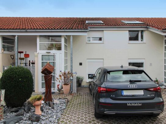 Bezugsfrei: Gepflegtes RMH mit Terrasse und Garten in Weimar-Gaberndorf