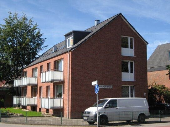 Kleiner Wohntraum ! Süße 1 Zimmer EG- Wohnung mit schönem Balkon im wärmegedämmten Haus in Norderstedt - Harksheide zu…