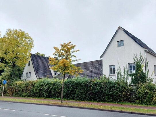 Grundstück in zentraler, verkehrsgünstiger Lage mit Planung Neubau Mehrfamilienhaus