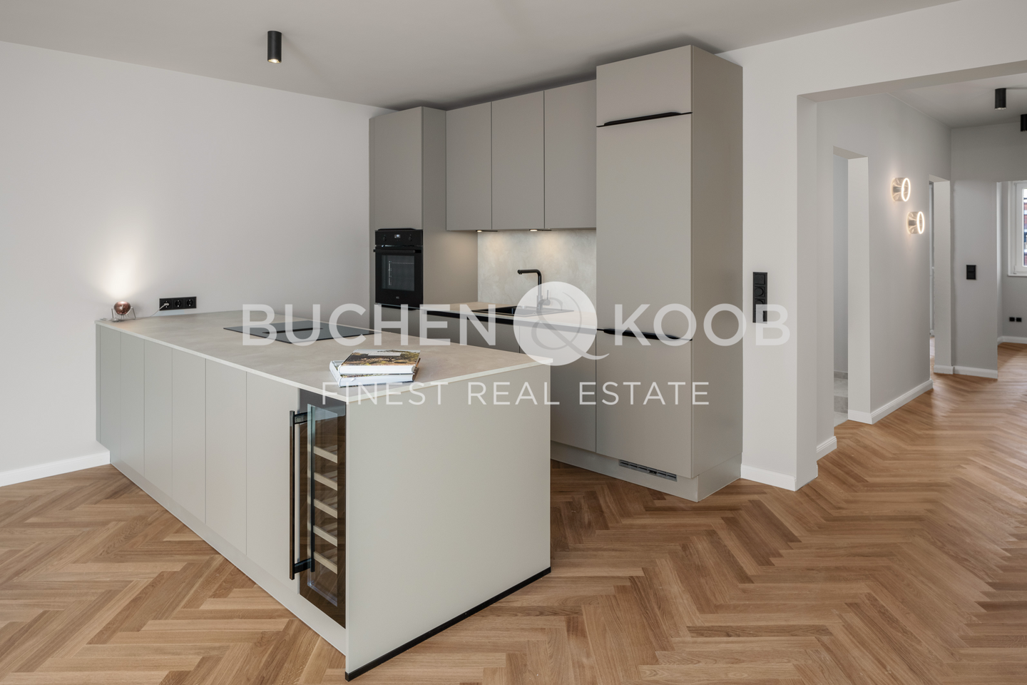 Hochwertig sanierte Eigentumswohnung mit Stellplatz in Bestlage von HH-Eppendorf