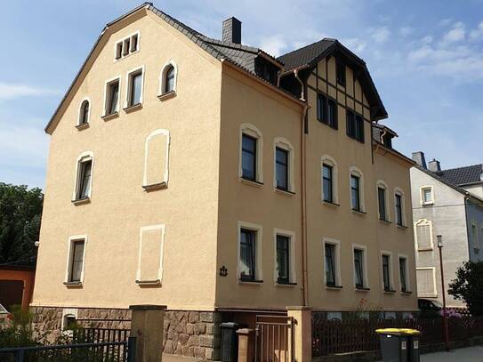 Sanierte 3-Raum-Wohnung mit zusätzl. Ankleidezimmer im DG