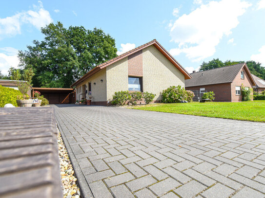 *** ebenerdiges Wohnen in ruhiger Lage *** Modernisiertes Einfamilienhaus mit pflegeleichtem Garten