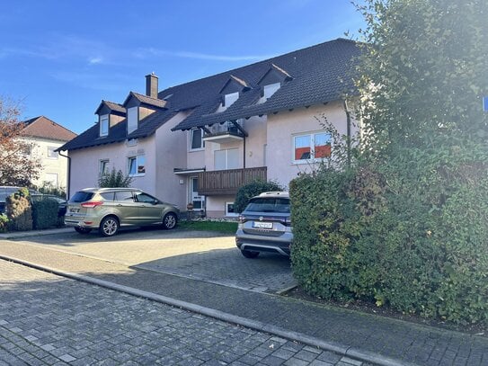 Wohntraum im Grünen mit sonnigem Balkon