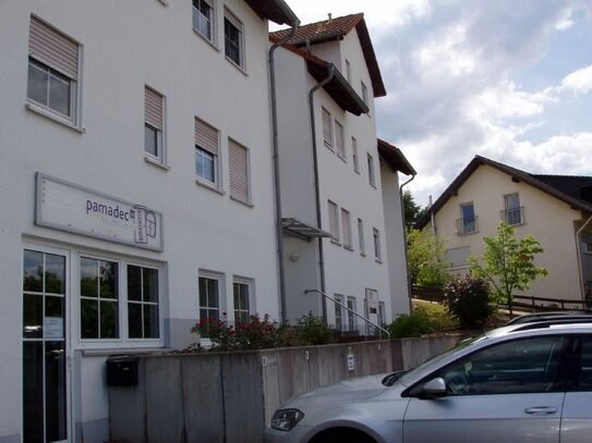 Attraktive, hell durchflutete Wohnung mit Balkon in bevorzugter Lage, in 67292 Kirchheimbolanden - Provisionsfrei