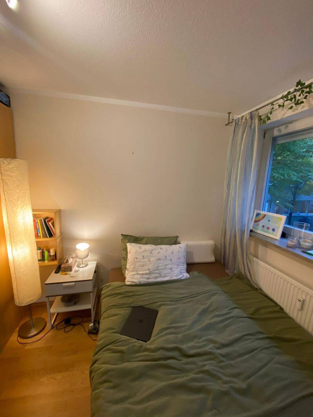 Schone und Leise WG Zimmer and der Schwanthalehohe (U4-U5)