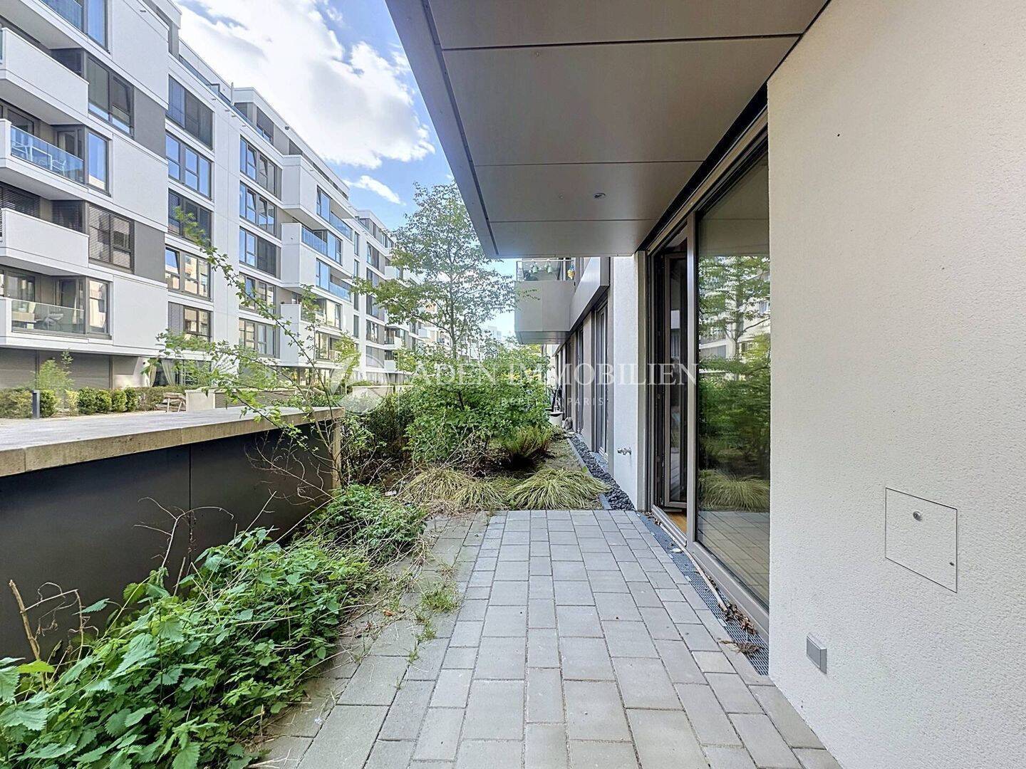 Rare Garden Apartment in Berlin Mitte: Brand-New 4-Room Home with Two Terraces - Photo 1