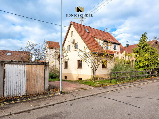 Gemütliches Einfamilienhaus+ zusätzliches Ausbaupotenzial, herrlicher Garten, viel Platz in top Lage