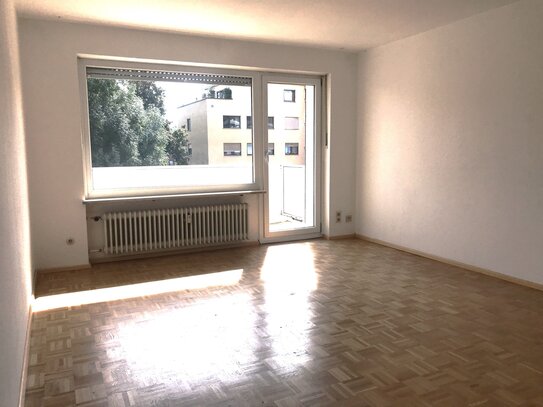 Hübsche 3-Zimmer-Wohnung mit Balkon im zentrumsnaher Lage - 100 m zum Stadtbad