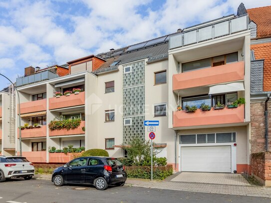 2-Zimmer-Etagenwohnung mit Balkon und TG-Stellplatz in zentraler Lage von FFM Unterliederbach