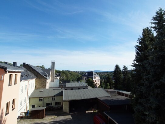 Schöne und renovierte 2 Raum WE mit Fernblick in der Oberstadt von Annaberg-B.