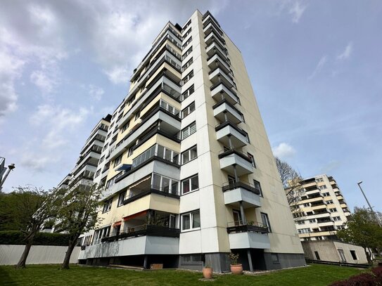 Schöne Zimmer 3 ZKB - Wohnung mit Loggia in HI - Neuhof