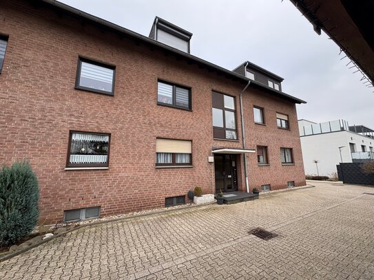 FreiRaum... Schöne Dachgeschoss-Wohnung mit Balkon und Carport in Erkelenz-Stadt