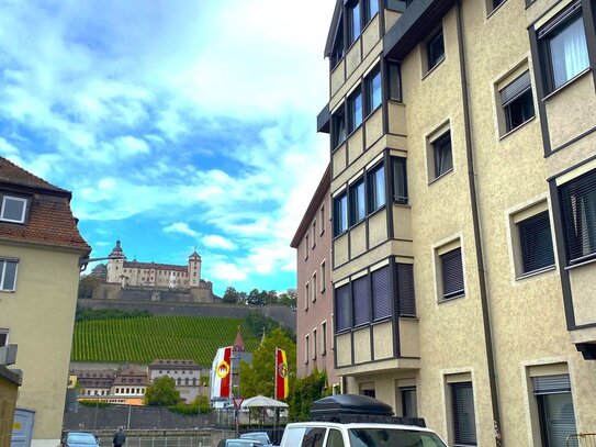 Charmante 3 Zi.-Wohnung in Würzburg mit Postkartenblick auf die Festung!