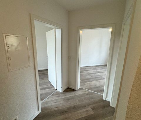 Sehr schöne renovierte 2 Zimmer Wohnung in Duisburg zu vermieten!!!