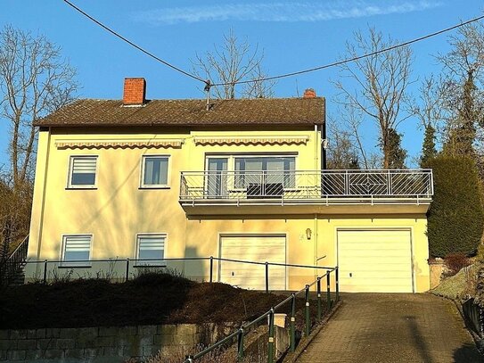 EFH mit Garten, Terrasse und Garage - Beste Aussicht über die Voreifel-