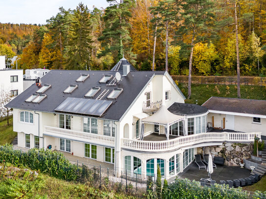 LUXUS Einfamilienvilla mit Pool, Sauna und Wintergarten in ruhiger Lage