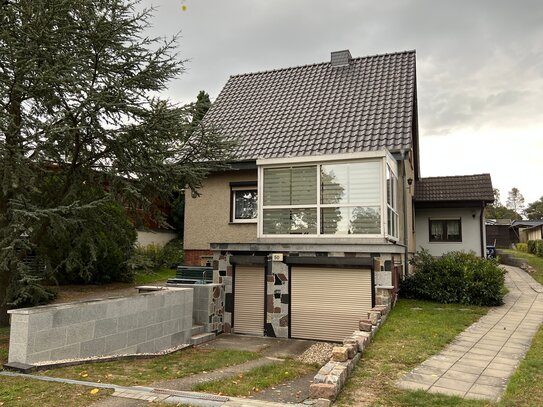 Einfamilienhaus mit großem Garten und Garage in Oranienburg – Lehnitz