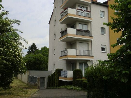 Sehr schöne 2-Zimmerwohnung mit Balkon und TG-Platz in Brühl