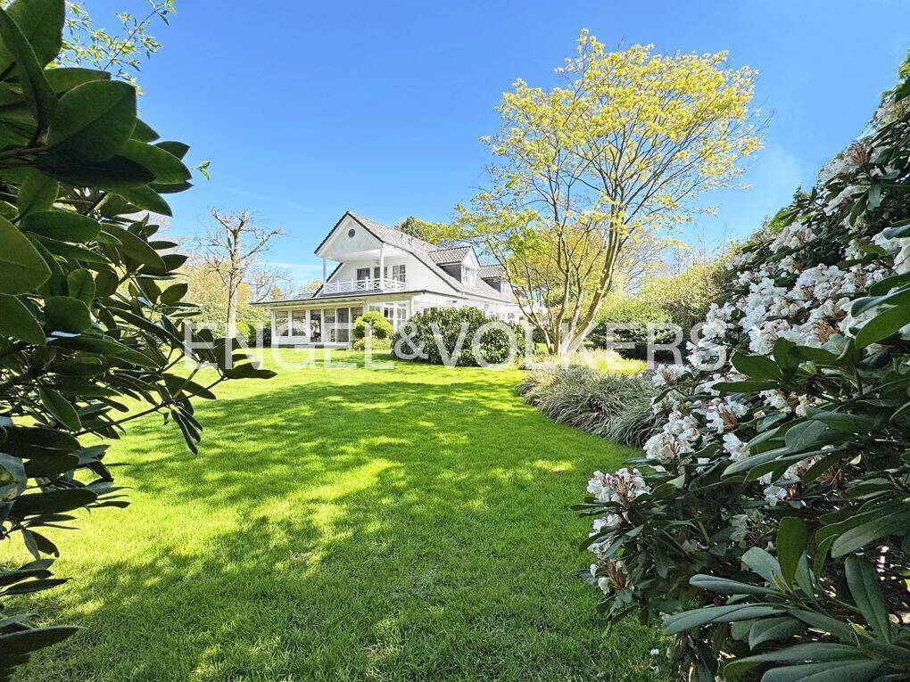 Real Estate Title Image Background