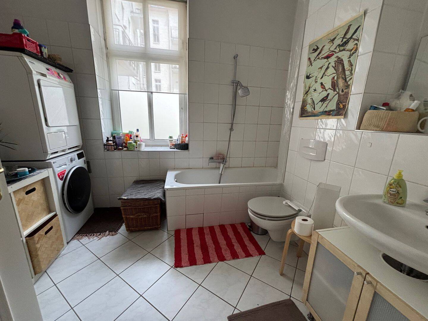 Room in a beautiful apartment in Prenzlauer Berg — from mid-July - Foto 1