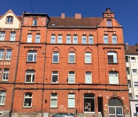 5 Zimmer Altbauwohnung in zentraler Lage von Kassel mit Balkon