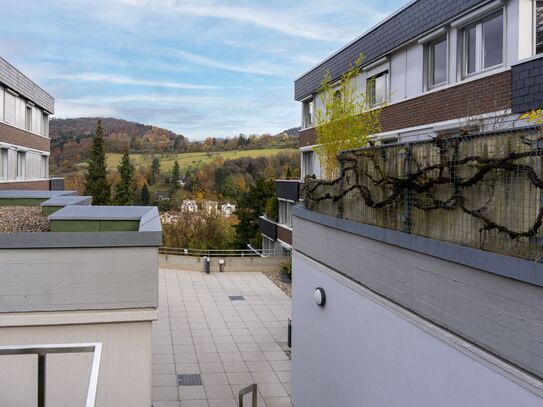 Wunderschöne Dachterrassen-Wohnung mit Neckartalblick und TG Stellplatz