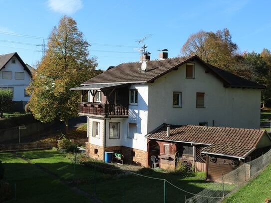 Zweifamilienhaus in Borken/Kerstenhausen - gute Anbindung nach Kassel über die A49