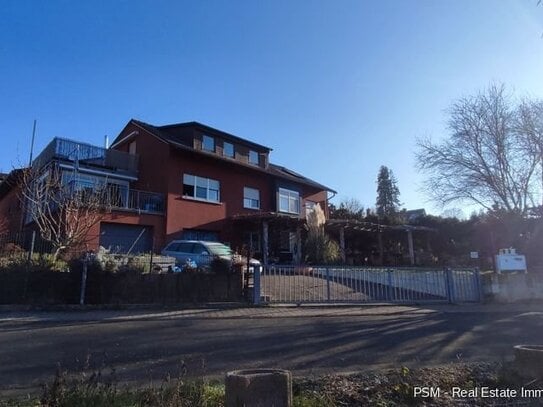 Charmantes Mehrfamilienhaus mit Einliegerwohnung - Idyllische Lage vor den Toren Frankfurts