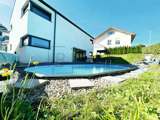 ++Exklusives Einfamilienhaus mit privatem Pool in begehrter Wohnlage++