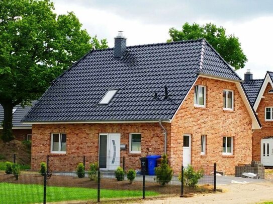 Schönes Neubau Einfamilienhaus in Kellinghusen, auch Mietkauf o. Eigenkapital möglich