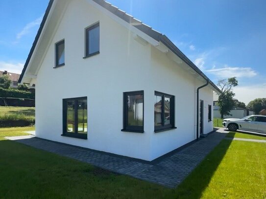 Neubau Einfamilienhaus mit großer Dachterrasse und Garten in Grebenhain zu verkaufen.