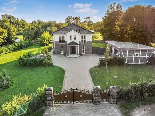 Ihr TRAUMHAUS! Direkt am Wasser - LANDHAUS, Repräsentativ, ruhig, geräumig, modern und Exklusiv!