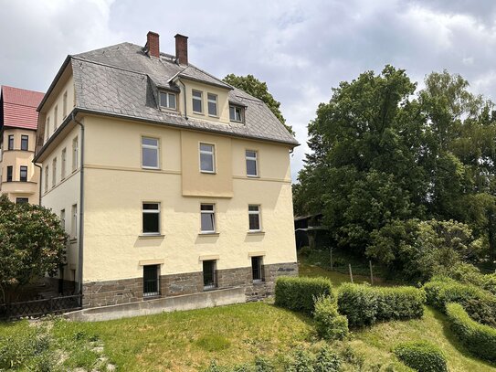 historisches Mehrfamilienhaus, zentrumsnah mit großem Grundstück