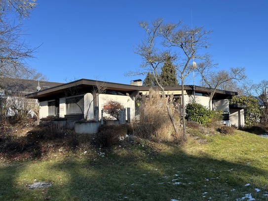 Bungalow mit Carport u. Stellplatz in TOP-Lage von TUT-Möhringen