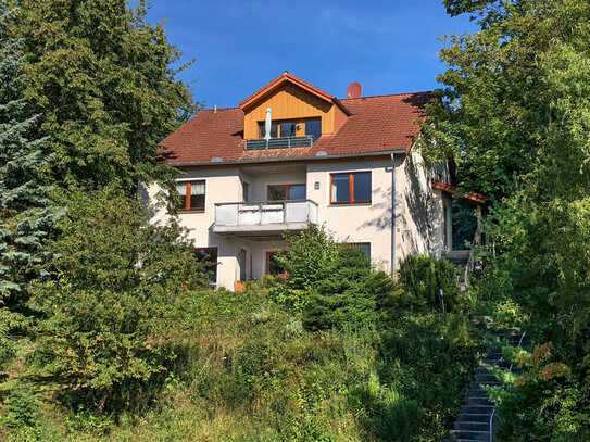 Warburg - Großzügiges Haus für Ihre Familie mit separater Wohnung im Dachgeschoss - Warburg OT