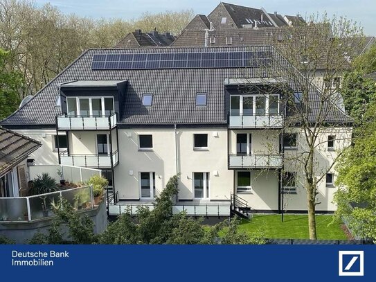 Jetzt an die Zukunft denken, Solar+ Wärmepumpe sorgen für Heizung +WW, Energiepass 8,3 kwh/(m²a)