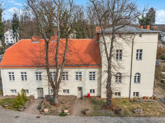 Historisches Gutshaus als Oase der Ruhe in der Stadt