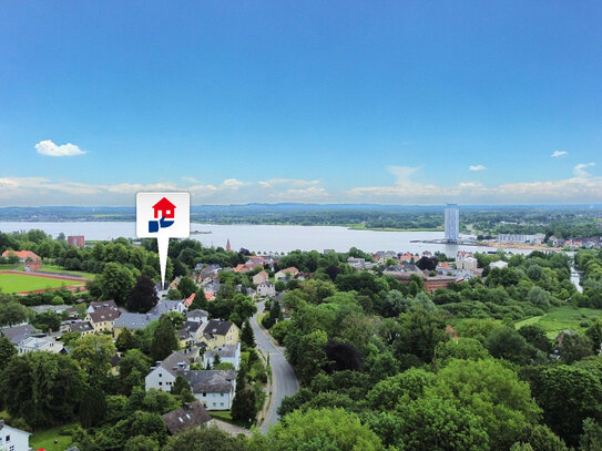 Mit Schleiblick- Stilvolle Dachgeschosswohnung zentral in Schleswig