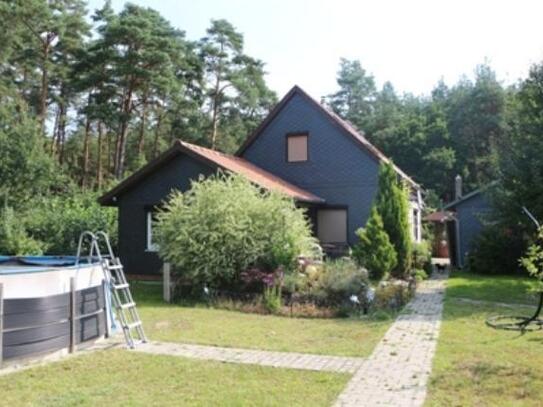 Haus mit Photovoltaik+Stromspeicher, Solaranlage+Wasserspeicher, Kamin wasserführend etc....