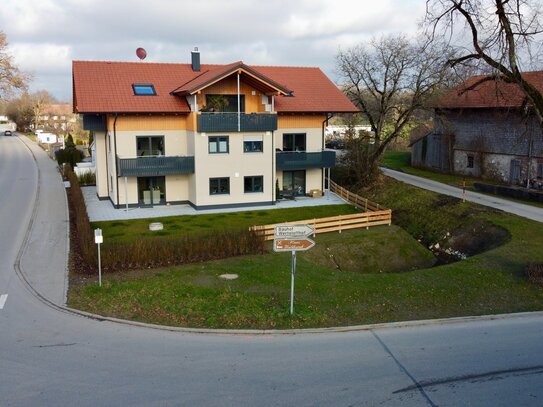 Neubau - Drei Zimmer Obergeschosswohnung - Übersee/Feldwies