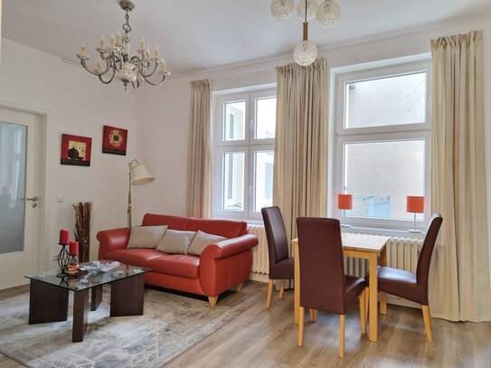 Schöne 2-Zimmer Wohnung in Tiergarten (Erstbezug nach Kernsanierung)