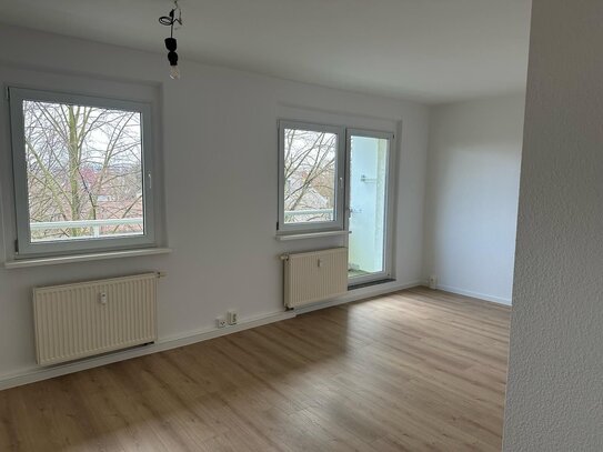 Moderne 4-Zimmer-Wohnung mit ZWEI Balkonen