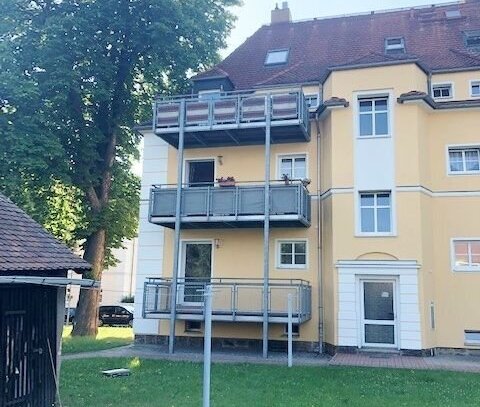 2 Raumwohnung mit Kamin in Weinaunähe